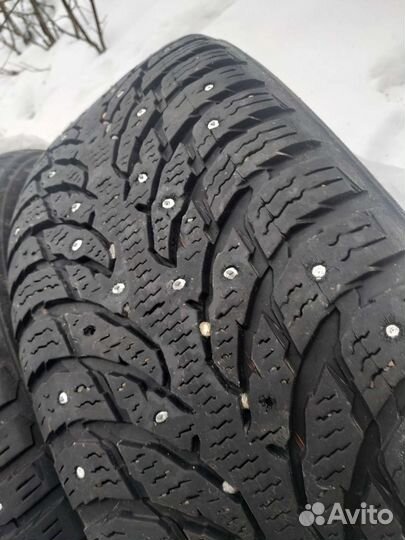 Nokian Tyres Hakkapeliitta 9 235/55 R19 111V