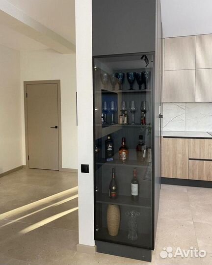 Кухонный гарнитур под потолок