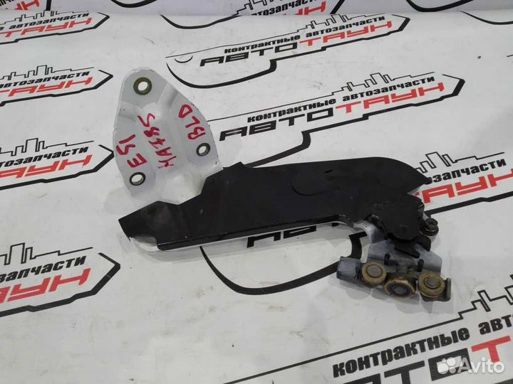 Ролик сдвижной двери nissan elgrand E51 ME51 MNE51