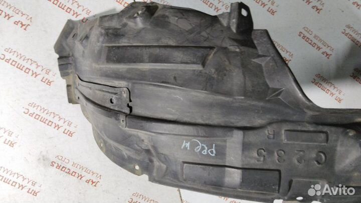 Подкрылок передний правый Mazda Premacy CW LF 2011