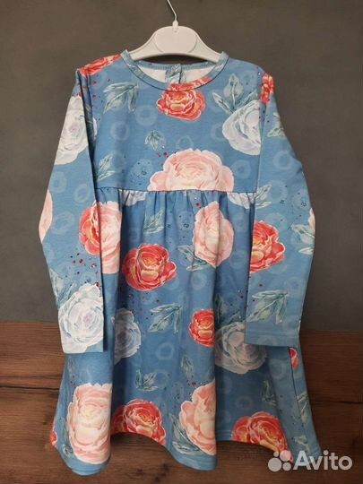 Платье для девочки новое