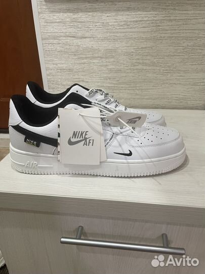 Кроссовки Nike air force 1