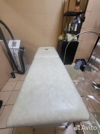 Массажная кушетка стационарная