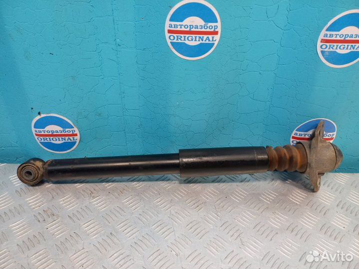 Амортизатор задний Volkswagen Passat B7 1.4 caxa