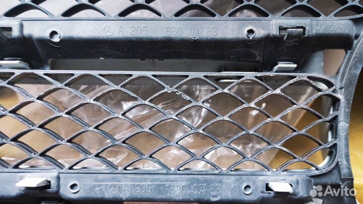 Решетка радиатора mercedes w205