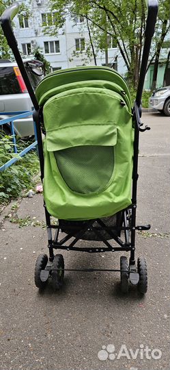 Продам прогулочную коляску б/у