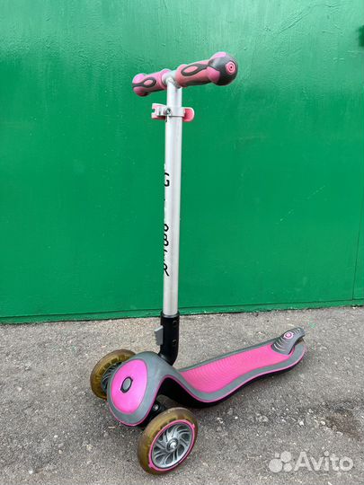 Самокат трехколесный globber