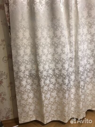 Две готовые шторы