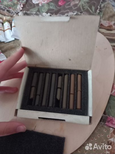 Масляные краски, художественные материалы