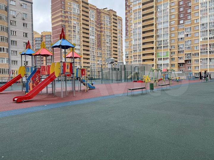 Машиноместо, 14 м²