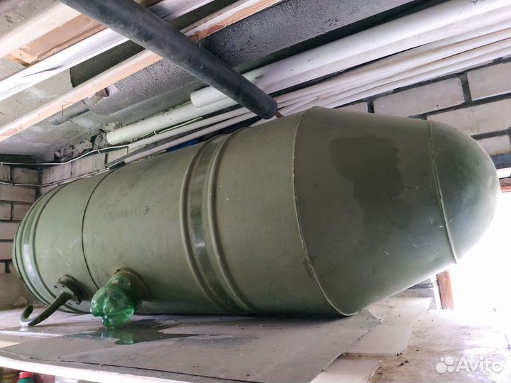 Бак для воды амг 200л. верталетный бензобак новый