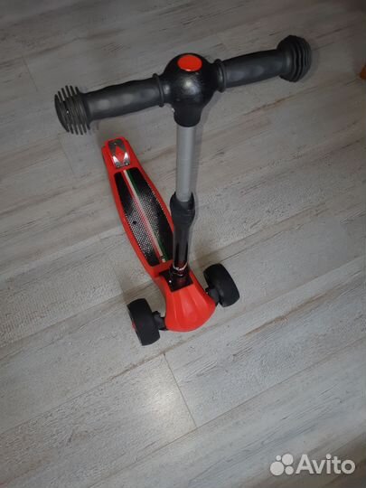 Самокат детский трехколесный складной