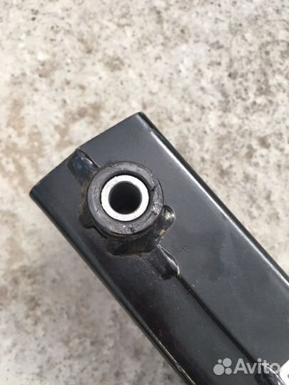 Педаль тормоза Volkswagen Phaeton (2069)