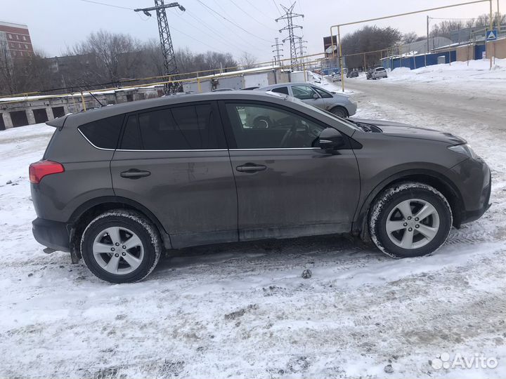 Toyota RAV4 2.2 AT, 2013, 190 000 км