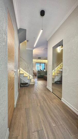 Таунхаус 180 м² на участке 4 сот.