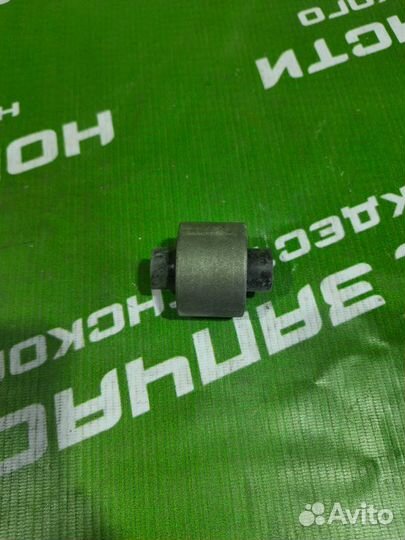 Сайлентблок рычага подвески Audi 100 1990