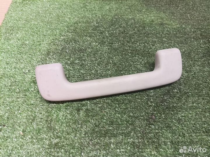 Ручка внутренняя потолочная Audi Audi A8 4E 200