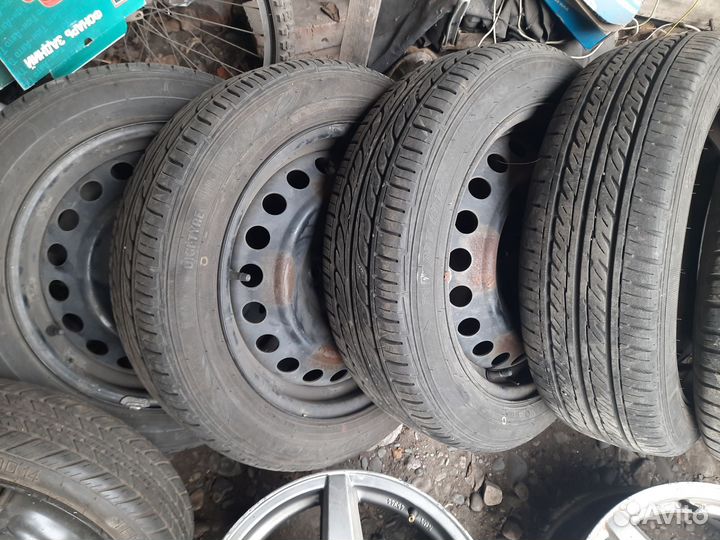 Колеса вскоре Raktis