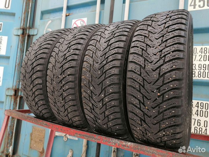 Nokian Tyres Hakkapeliitta 8 SUV 225/65 R17 102W