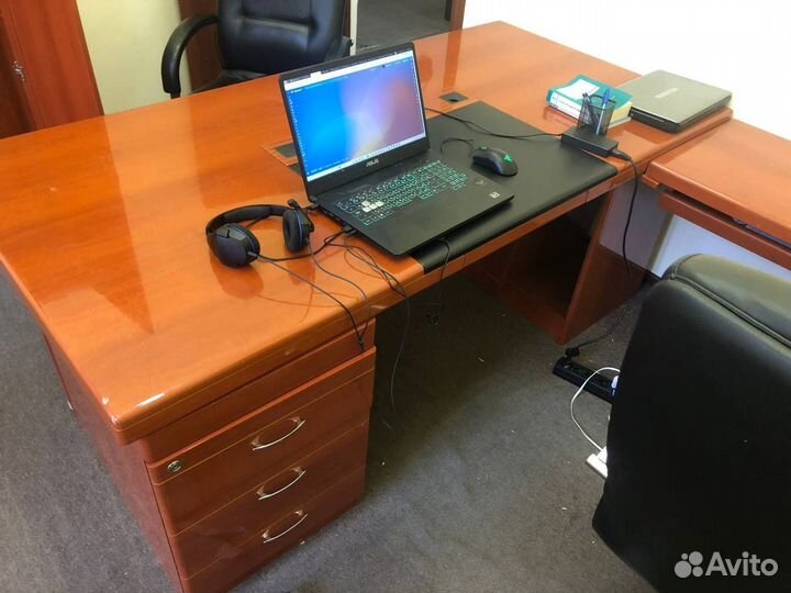 Офисная мебель