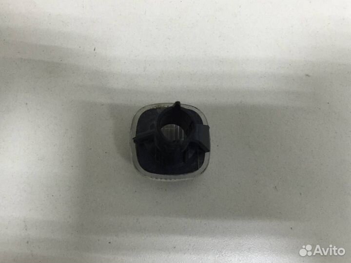 Повторитель на крыло Skoda Rapid 2012-2020