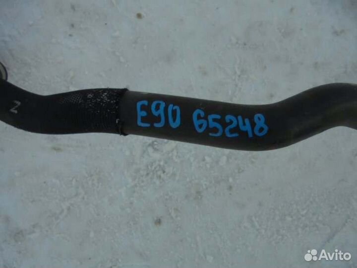 Патрубок системы охлаждения Bmw 3-Series E90