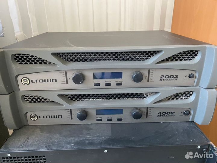 Усилитель звука Crown XTi 4002