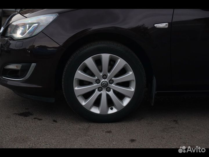 Opel Astra 1.6 МТ, 2014, 132 000 км