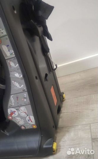 Автомобильное кресло CAM