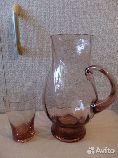 Наборы для напитков: стаканы и кувшины