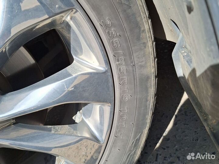 Kumho Crugen Premium KL33 235/55 R19 101