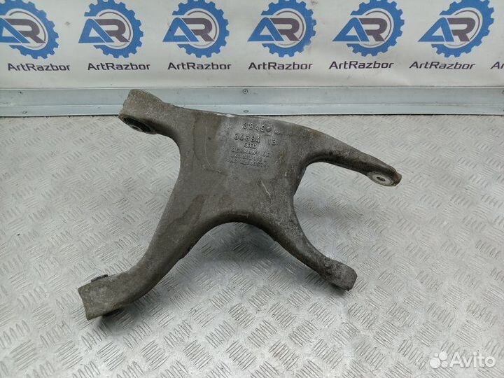 Рычаг задний правый Audi A6 C7 2.0 cglc дизель