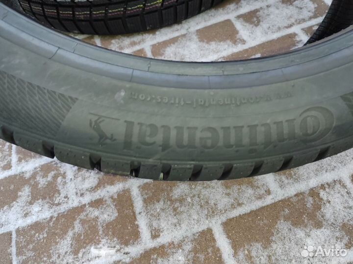 Continental WinterContact TS 850 P 265/40 R22 110V