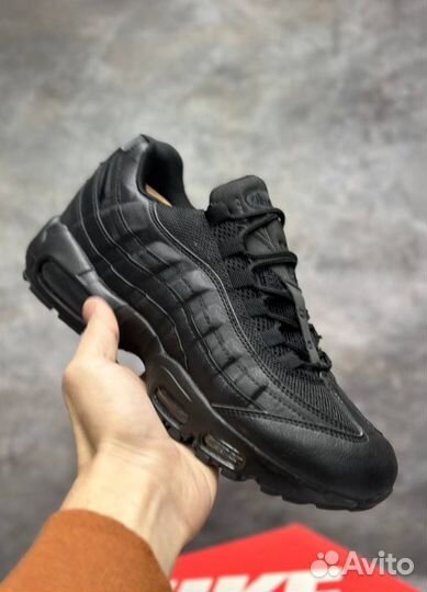 Кроссовки Nike Air Max 95 эргономичные