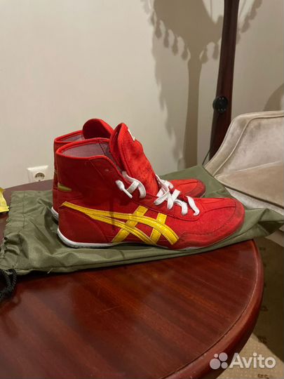 Борцовки asics tiger