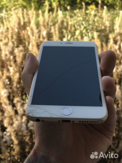 Apple iPhone 6s Plus Gold