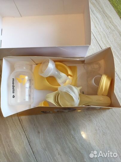 Молокоотсос ручной Medela