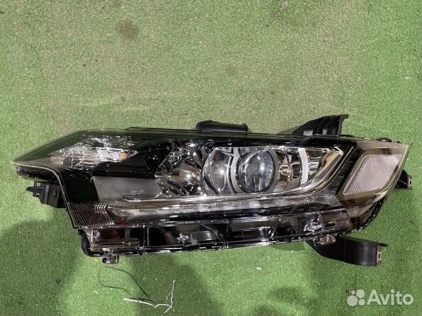 Фара левая Mitsubishi Outlander 3