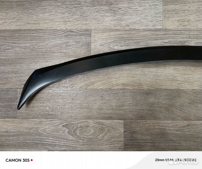 Спойлер на крышку багажника Kia Rio 4