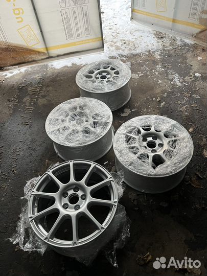 Диски Volkswagen Motorsport r18