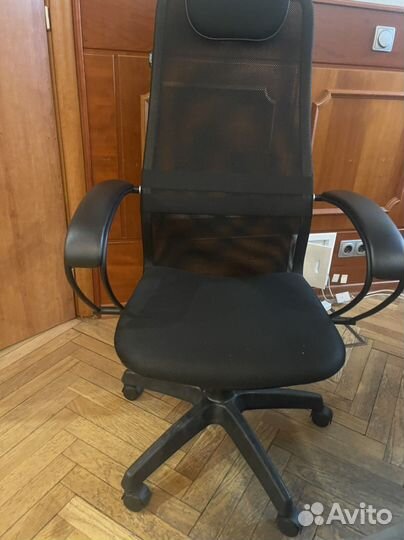 Компьютерное кресло metta