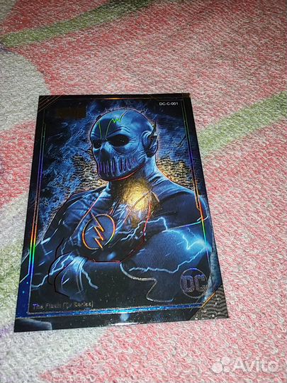 Карточки DC