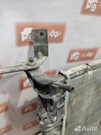 Радиатор двс Nissan Qashqai J10 HR16 2011