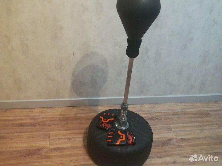 Боксерская груша напольная