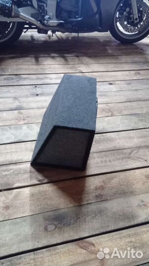 Автомобильный сабвуфер DLS M112