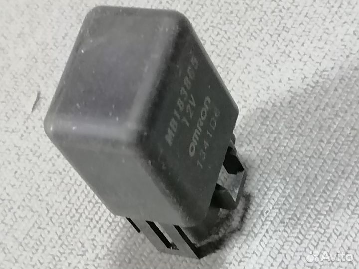 Реле универсальное MB183865 Omron 12V (1341D6)