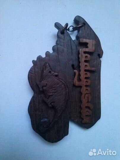 Сувениры из дерева и камня