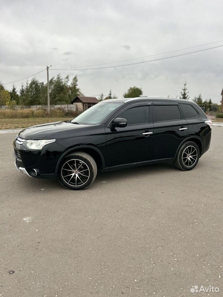 Mitsubishi Outlander 2.4 CVT, 2014, 256 000 км