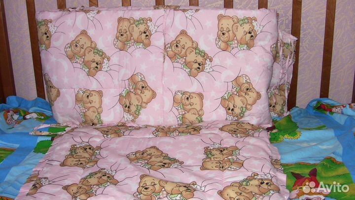 Бортики на кроватку