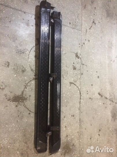 Подножки Тойота Ленд Крузер 200